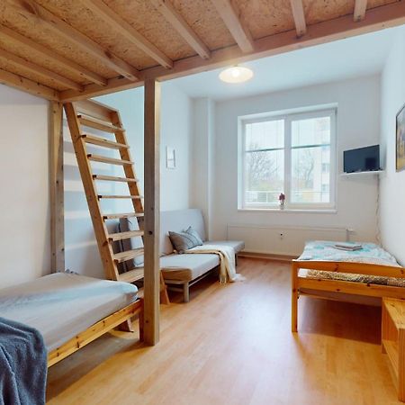Apartman Topolova 912B มิโลวิตเซ ภายนอก รูปภาพ